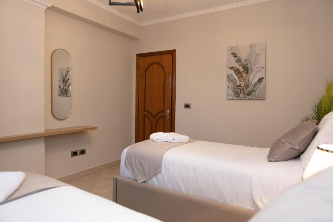 Spacious City Paradise - 3Br Apt In The Heart Of Tiranë Luaran gambar