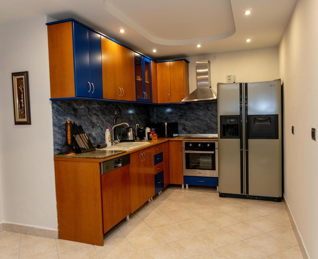 Spacious City Paradise - 3Br Apt In The Heart Of Tiranë Luaran gambar